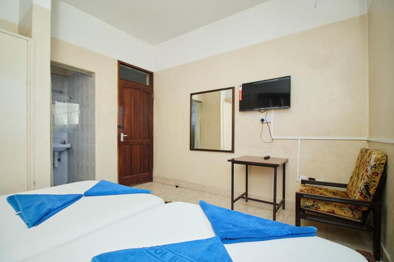 Mombasa Railway Gardens Hotel Exterior photo