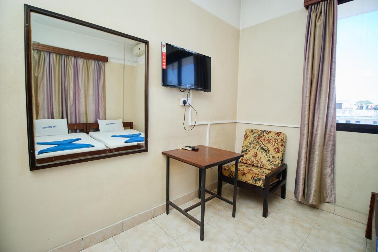 Mombasa Railway Gardens Hotel Exterior photo